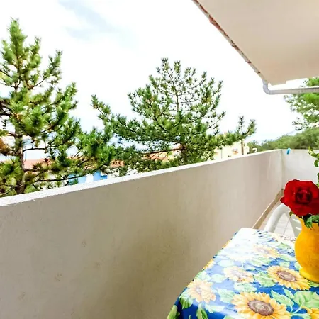 アパート I
